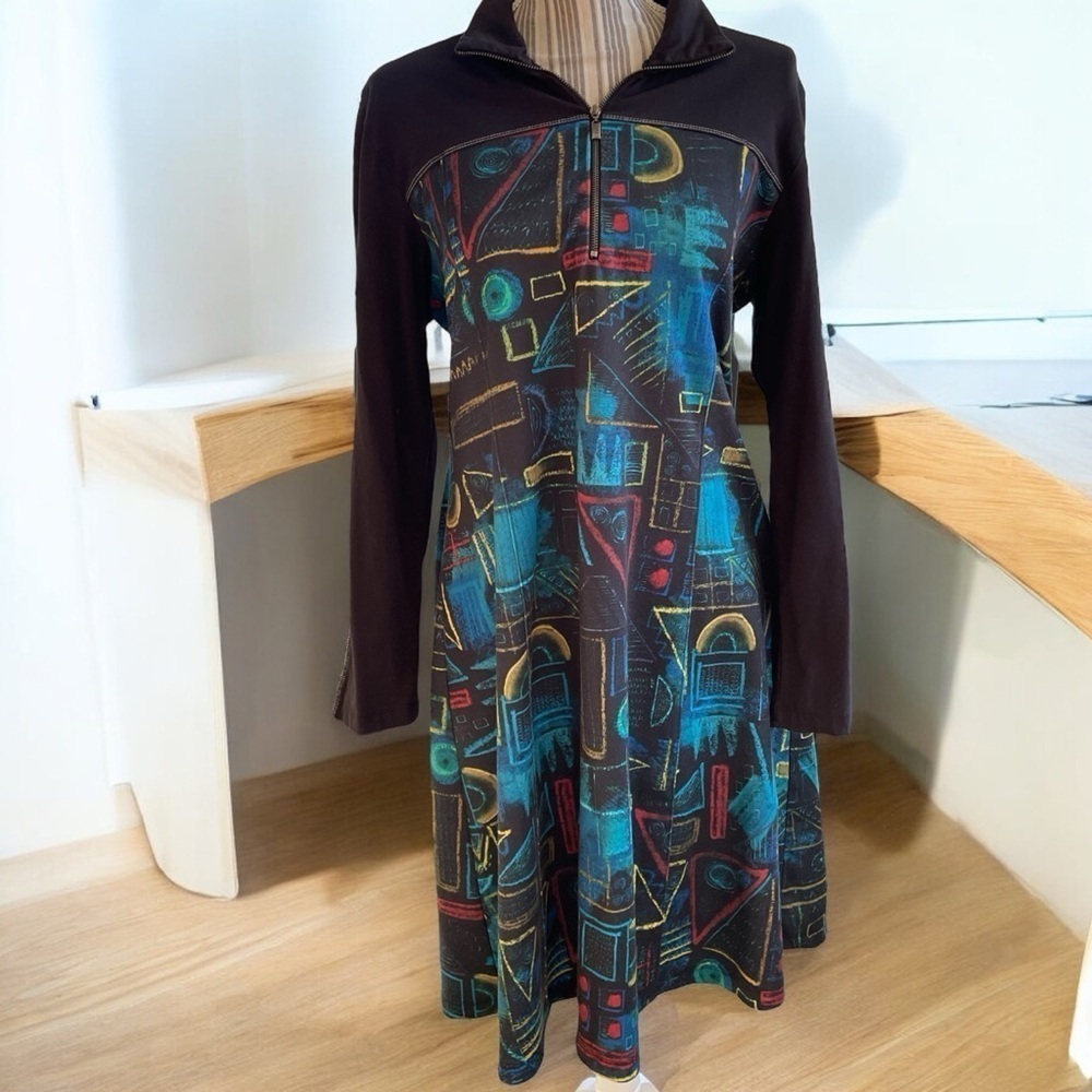 Dolcezza dress, size L, knee length, quarter zip front, cozy, warm, polyester